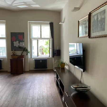 Senovazne Namesti Cozy Flat *